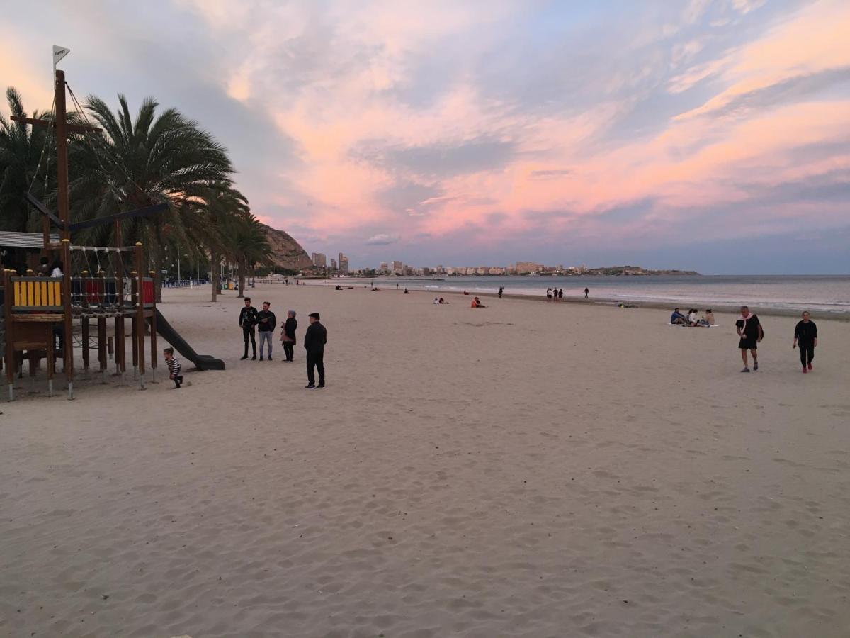 Apartamento En Alicante, Plaza De Espana, Zona Mercado, Aa Kültér fotó
