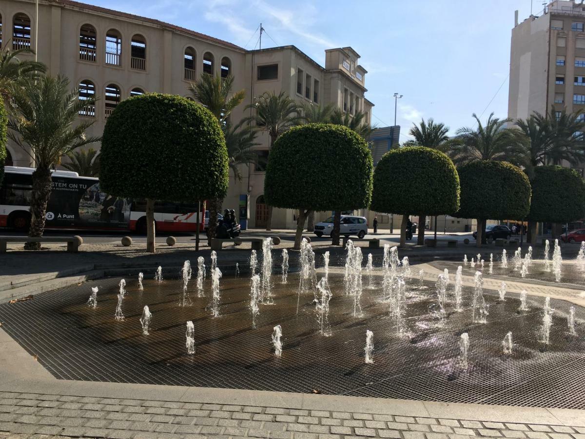 Apartamento En Alicante, Plaza De Espana, Zona Mercado, Aa Kültér fotó